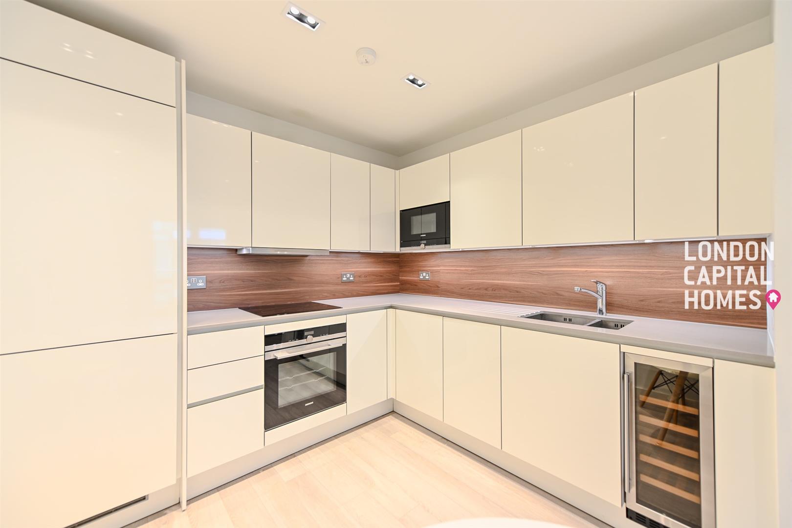Hartwood Court, Devan Grove, London